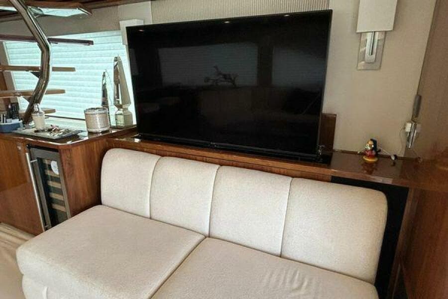 2019 Viking Motor Yacht