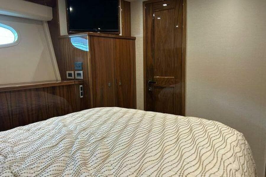 2019 Viking Motor Yacht