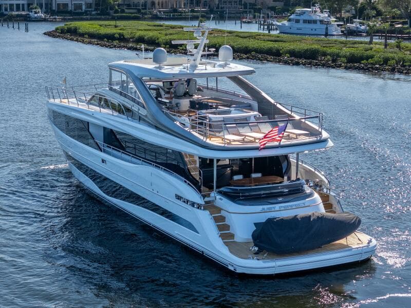 Princess Y95 JUST  PERFECT -Exterior