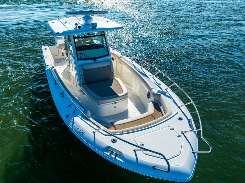 2017 Boston Whaler 330 Outrage