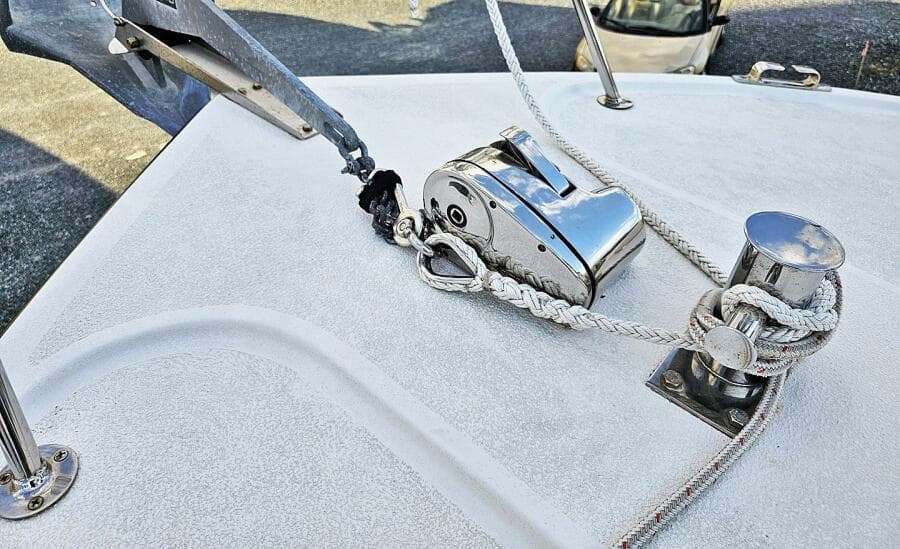 2010 Eastern Casco Bay 35 Flybridge