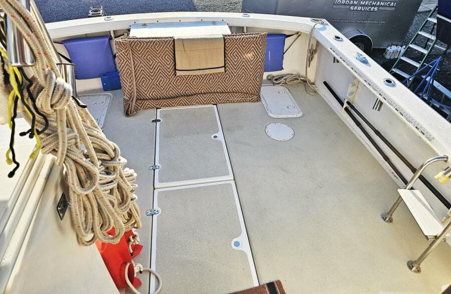 2010 Eastern Casco Bay 35 Flybridge