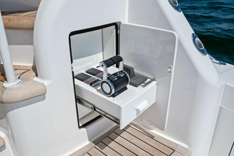 2025 Viking 58 Convertible "Galati Yacht Sales Trade"