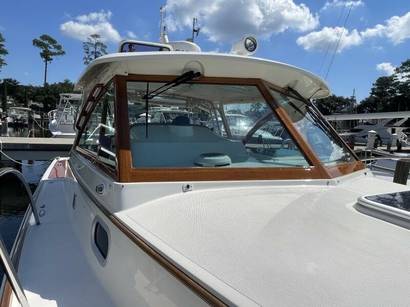 2017 Hunt Surfhunter 29