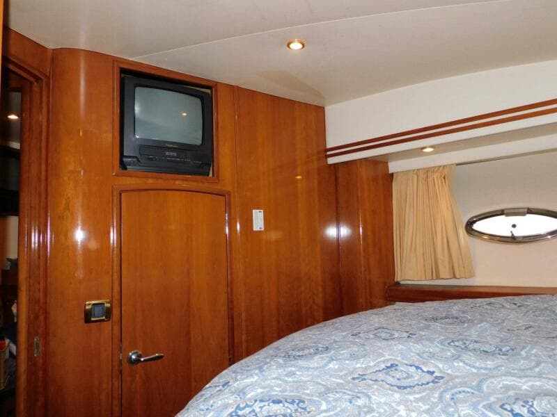 2002 Carver 570 Voyager Pilothouse