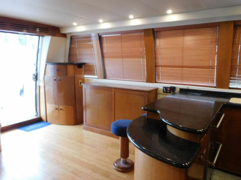 2002 Carver 570 Voyager Pilothouse