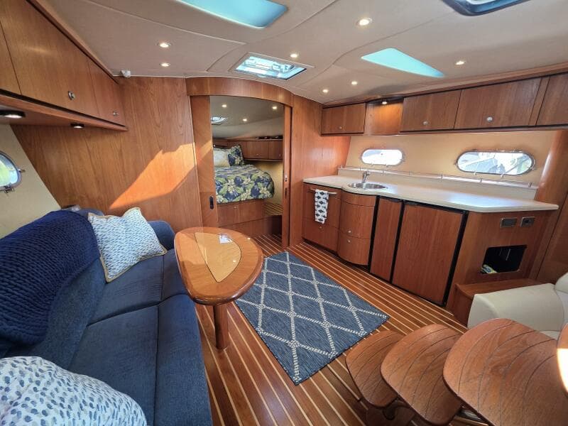 2007 Tiara Yachts 3900 Sovran