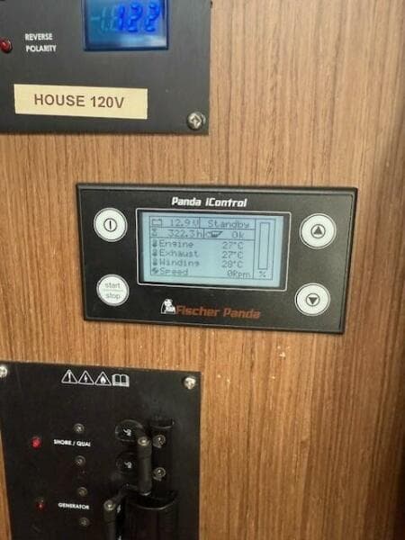 2024 Beneteau Antares 11Hours On Gen