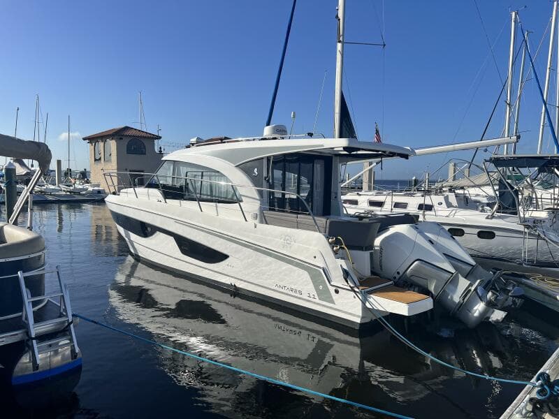 2024 Beneteau Antares 11