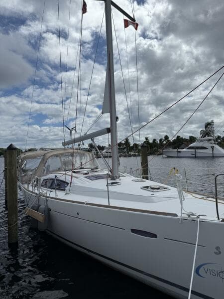 2012 Beneteau 43