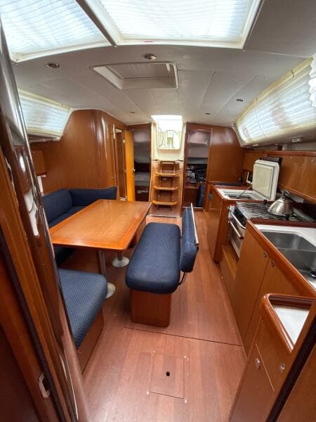 2012 Beneteau 43