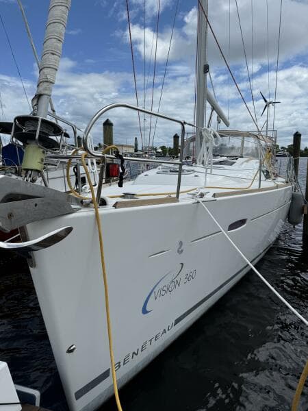 2012 Beneteau 43