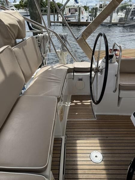2012 Beneteau 43