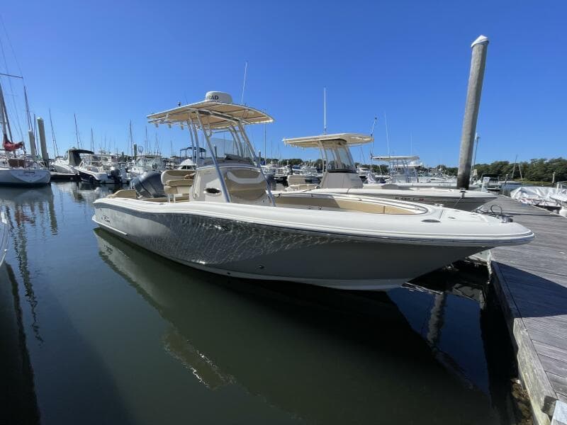 2017 Pioneer 222 Islander