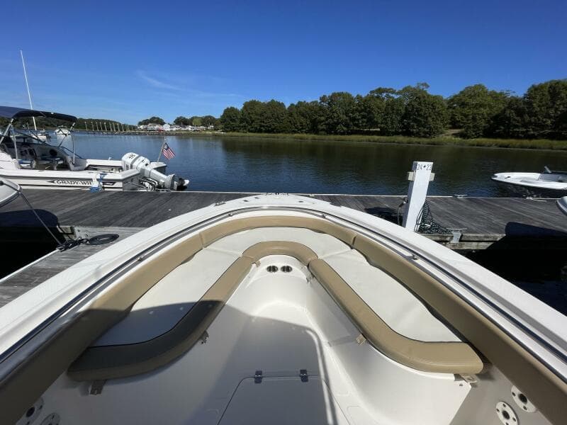 2017 Pioneer 222 Islander