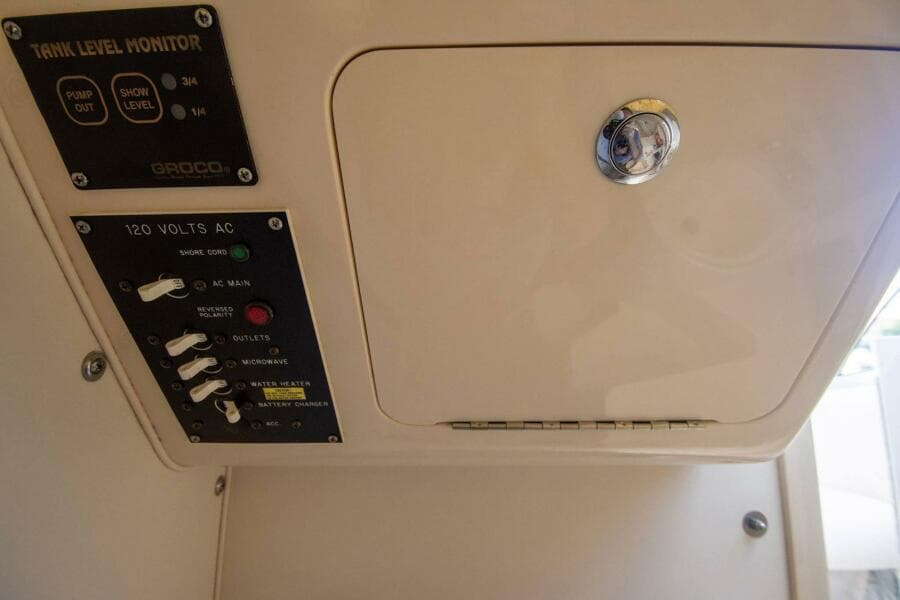 2004 Grady-White Sailfish 282