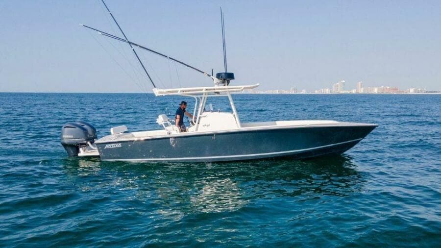 2004 31 Jupiter 31FS Smoke Show Starboard