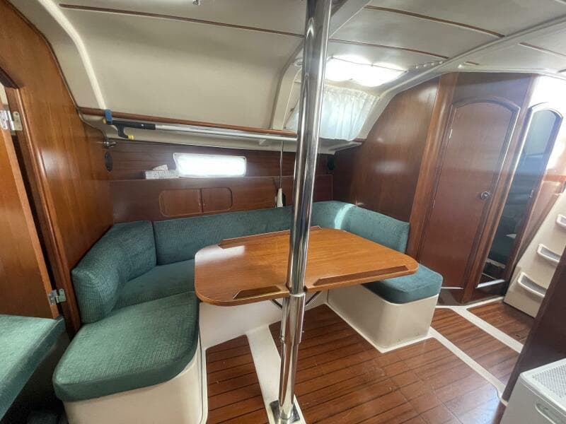 1999 Beneteau Oceanis 321