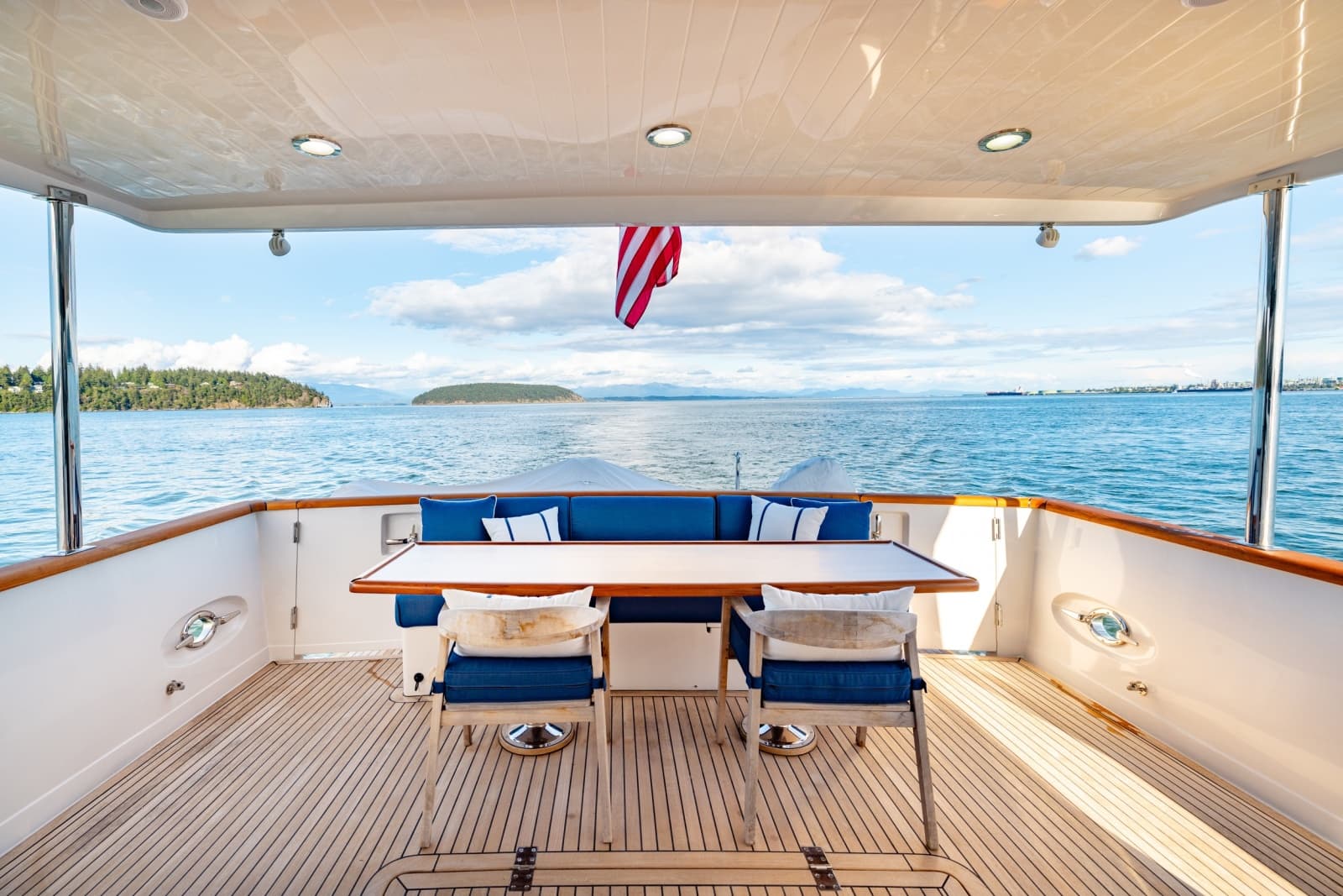 2023 Offshore Yachts ELV - Photo 30