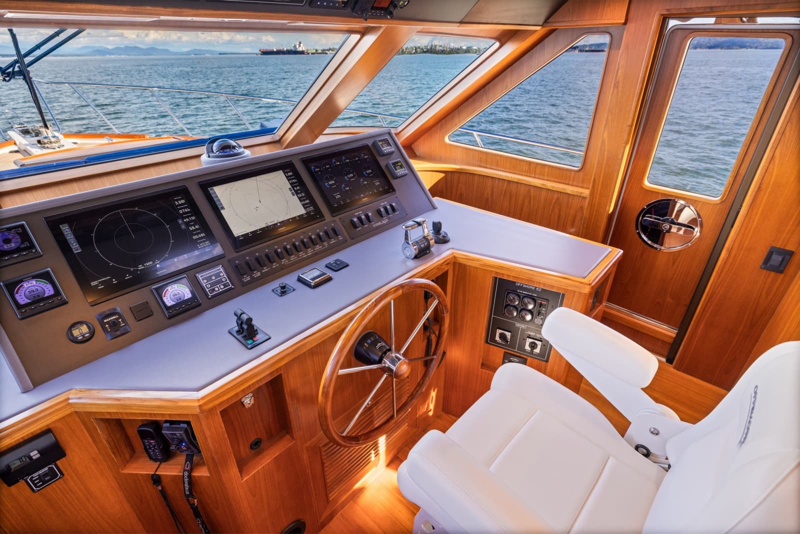 2023 Offshore Yachts ELV - Photo 11