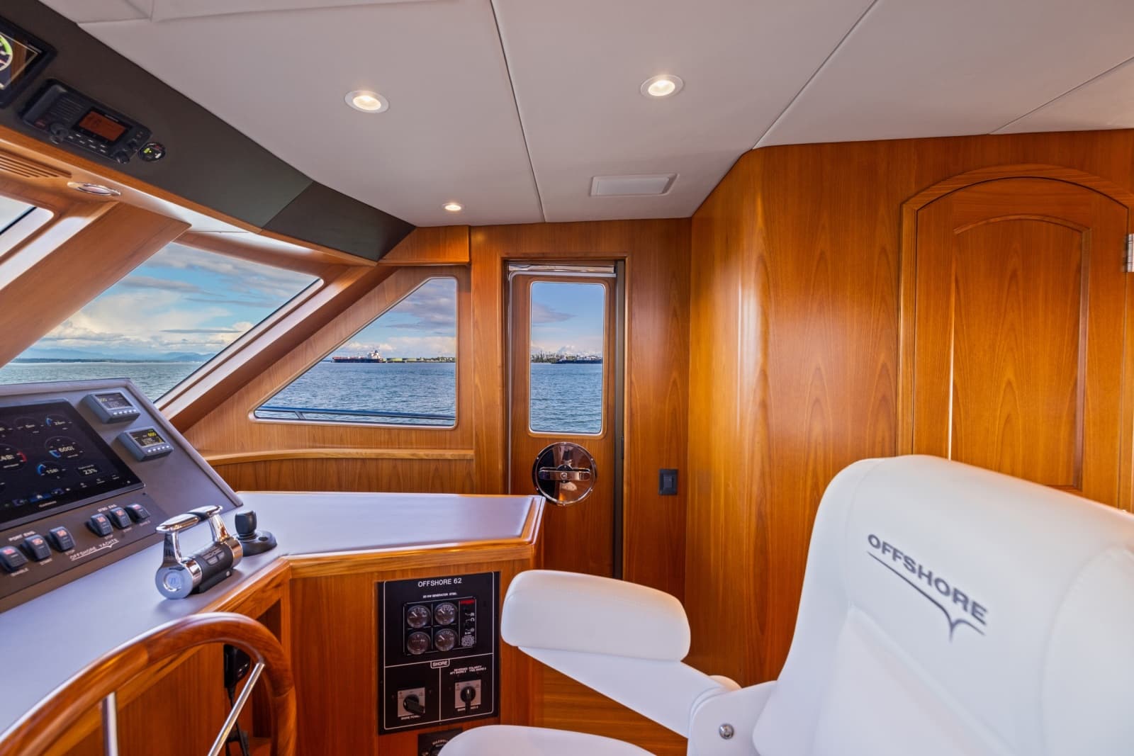 2023 Offshore Yachts ELV - Photo 10