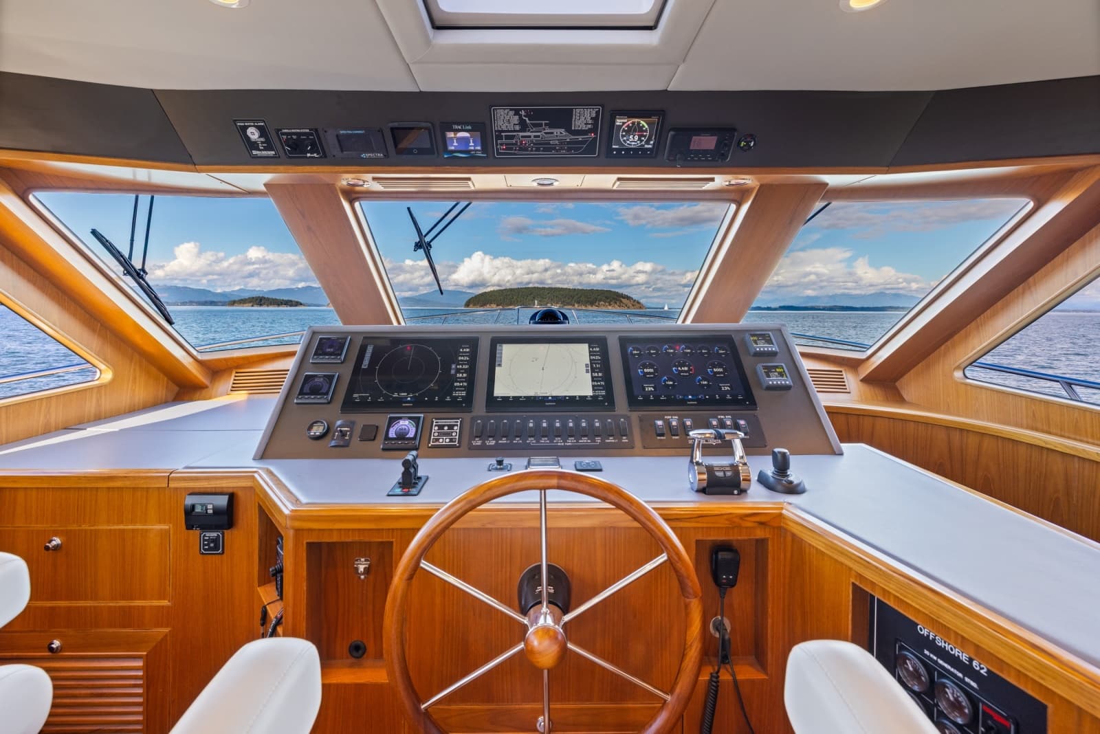 2023 Offshore Yachts ELV - Photo 9