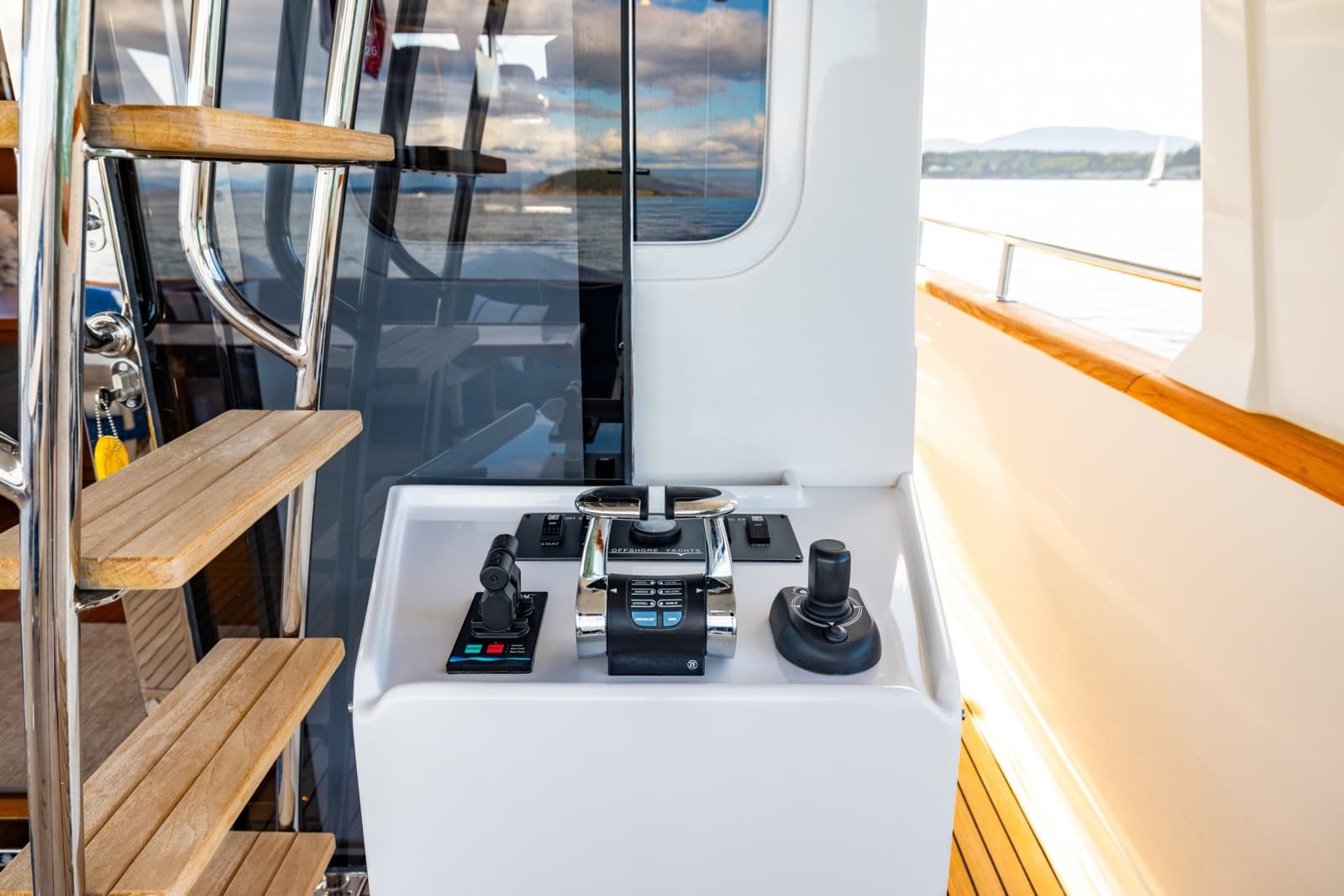 2023 Offshore Yachts ELV - Photo 33