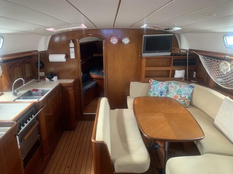 1998 Beneteau 463