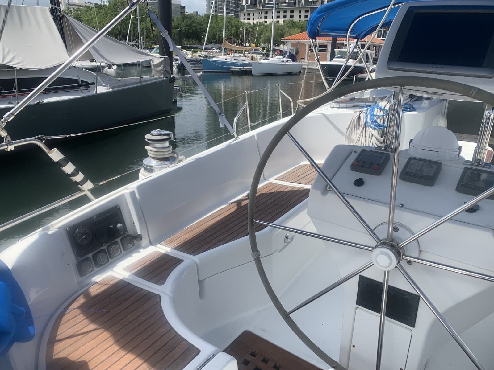 1998 Beneteau 463