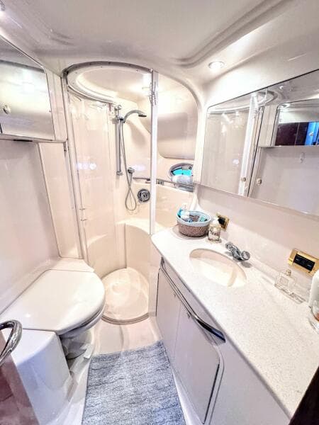 2000 Sea Ray 450 Express Bridge