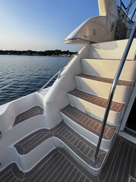 2000 Sea Ray 450 Express Bridge