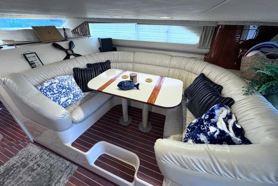 2000 Sea Ray 450 Express Bridge