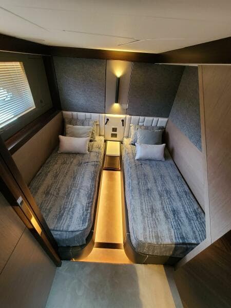 2023 Sunseeker 68 Manhattan