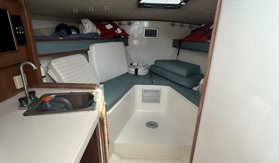 1995 Carolina Classic 28 Express