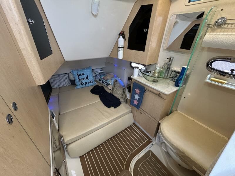 2017 Boston Whaler 370 Outrage