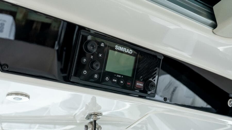 2024 Boston Whaler 405 Conquest