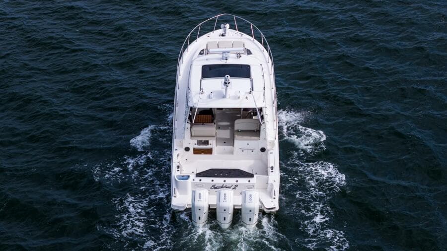 2024 Boston Whaler 405 Conquest