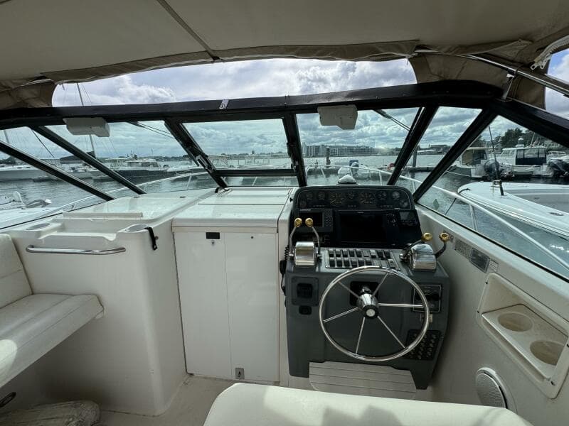 1999 Tiara Yachts 2900 Open