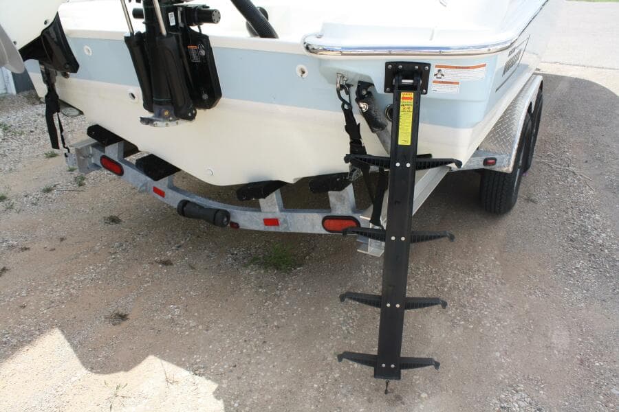 2021 Boston Whaler 270 Dauntless