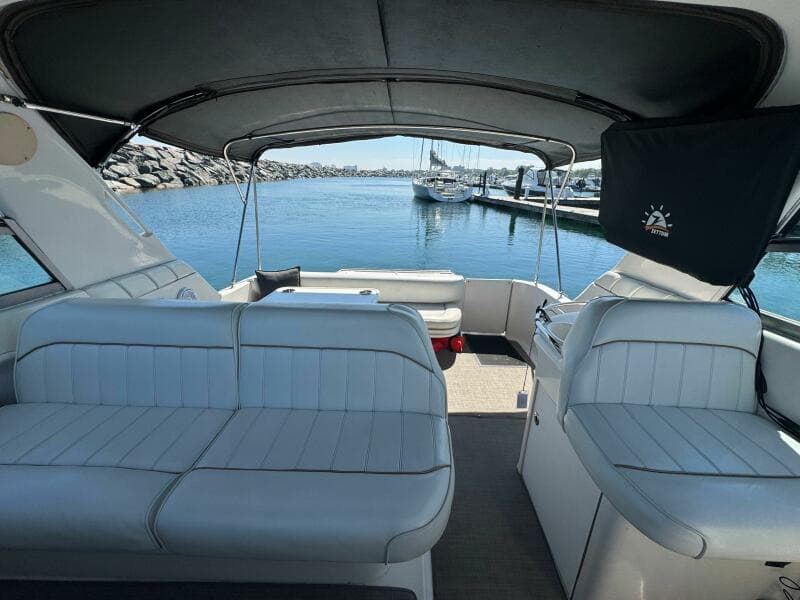 1997 Sea Ray 330 Sundancer