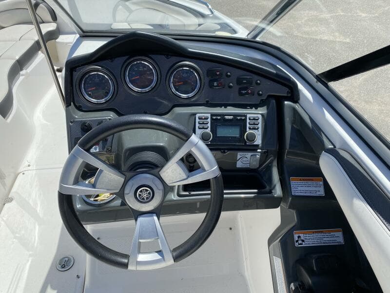 2013 Yamaha Boats AR240 HO