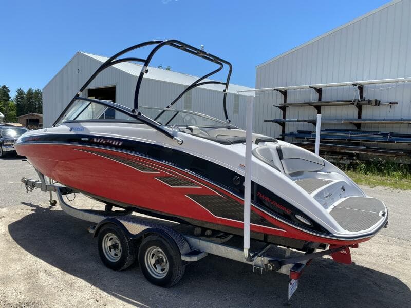 2013 Yamaha Boats AR240 HO