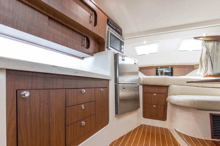 2016 37 Grady White 370 Express Papa's Dream Salon (2)