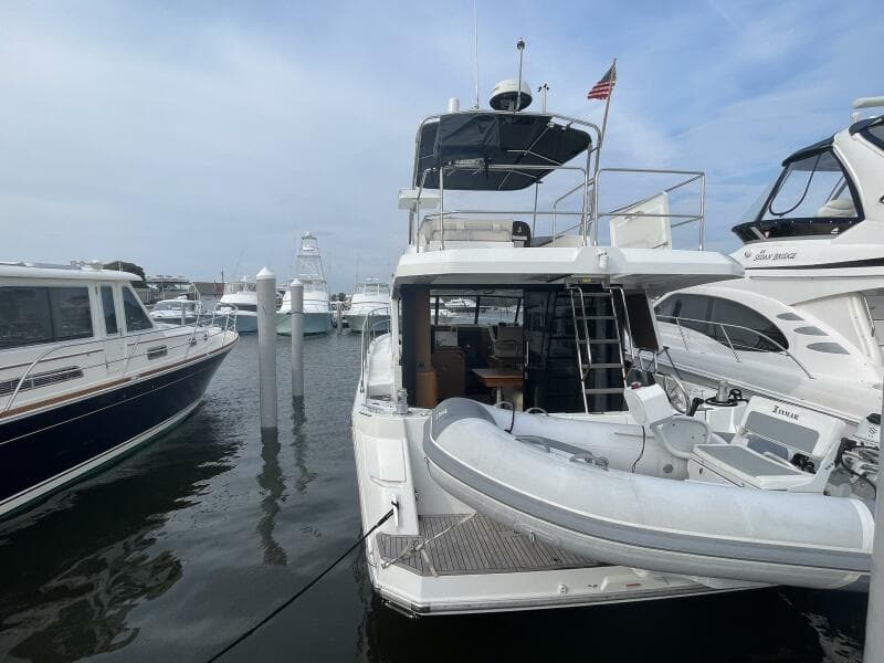 2018 Beneteau Swift Trawler 35- Flybridge