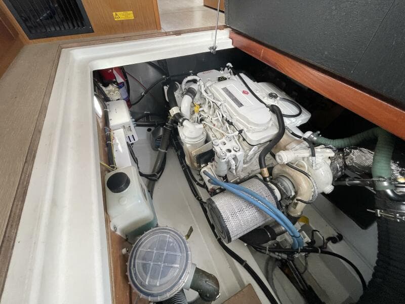 2018 Beneteau Swift Trawler 35- Flybridge