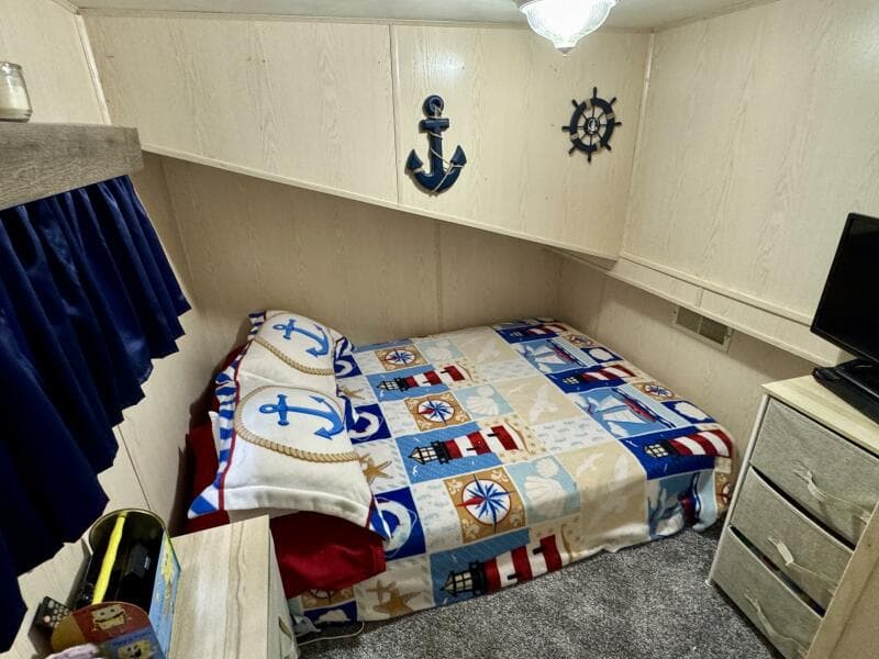 1999 Aqua Chalet 16 x 68 Widebody