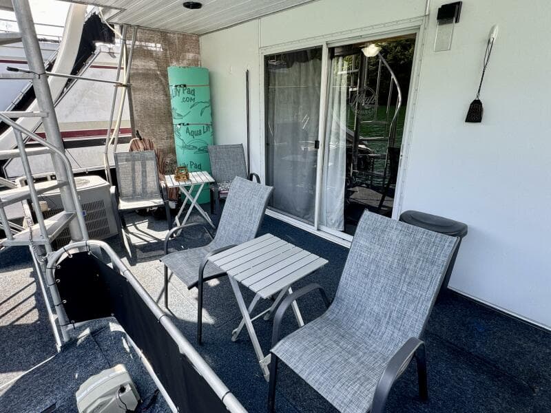 1999 Aqua Chalet 16 x 68 Widebody