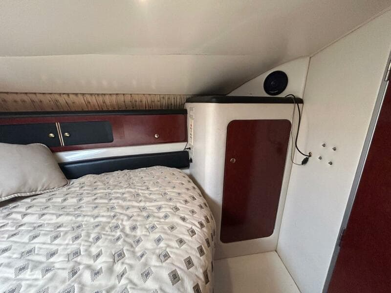 2001 Wellcraft 3700 Martinique