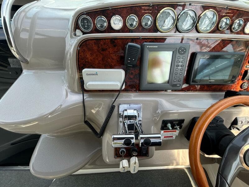 2001 Wellcraft 3700 Martinique