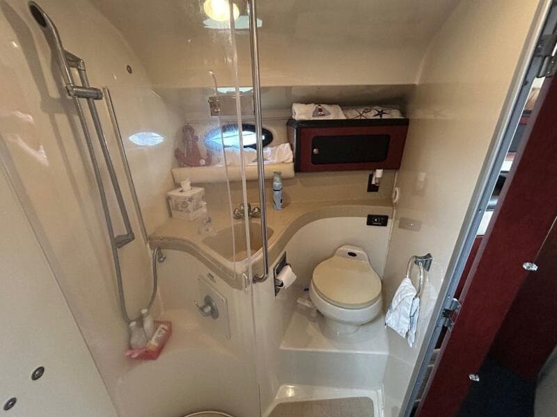 2001 Wellcraft 3700 Martinique